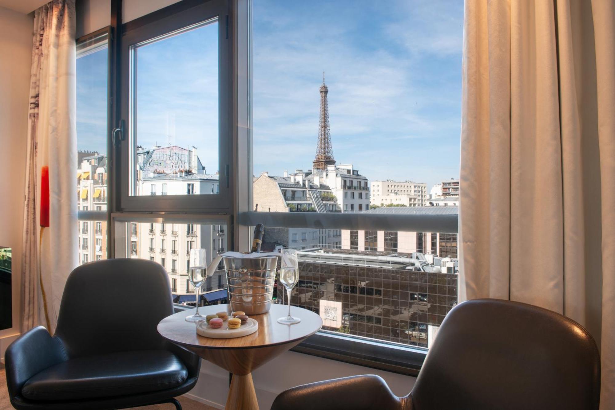 Le Parisis - Tour Eiffel 4* Paris
